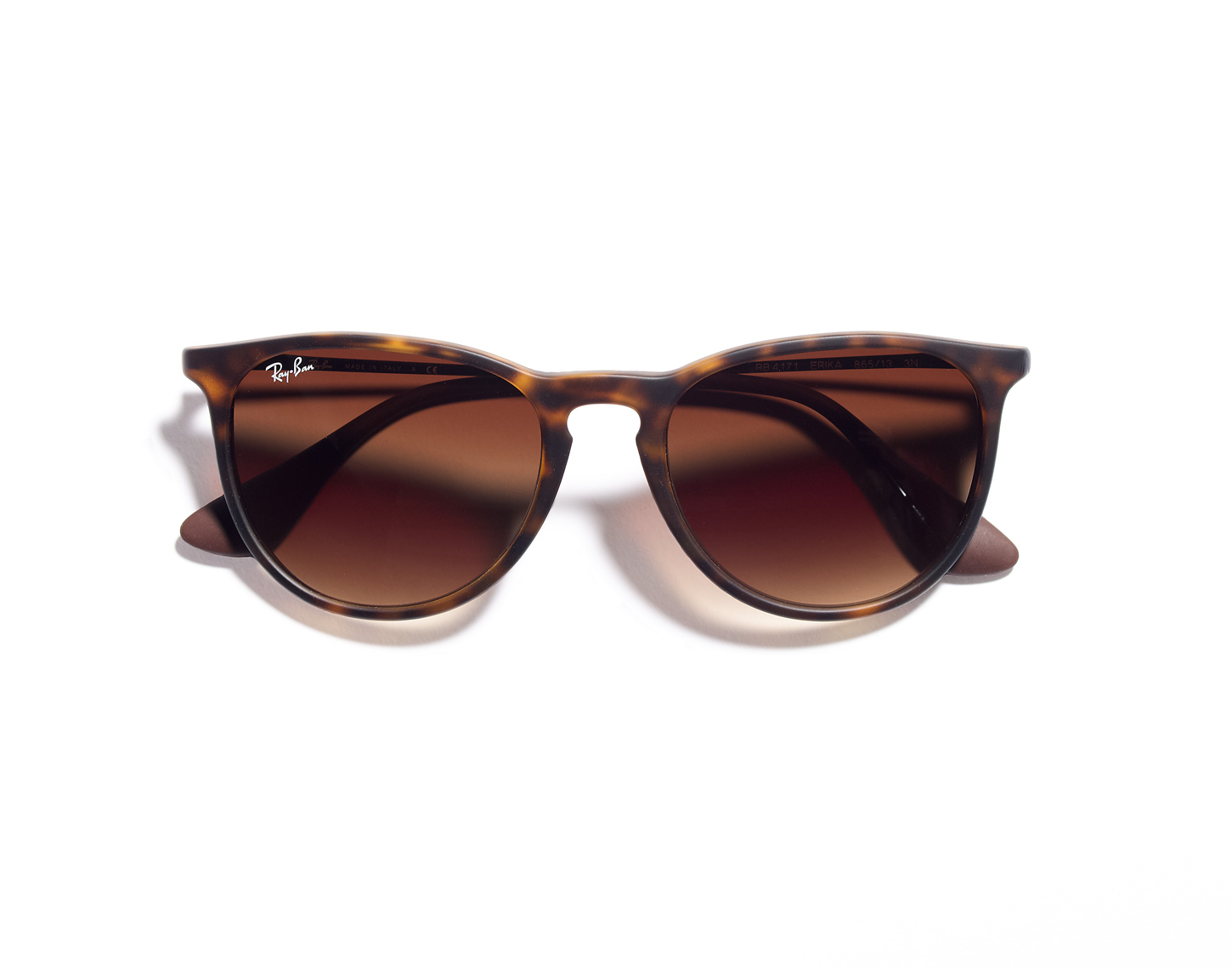 RESORT_DEC-WN_RAYBANS